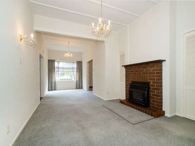 8 Whitemans Valley Road Whitemans Valley_8