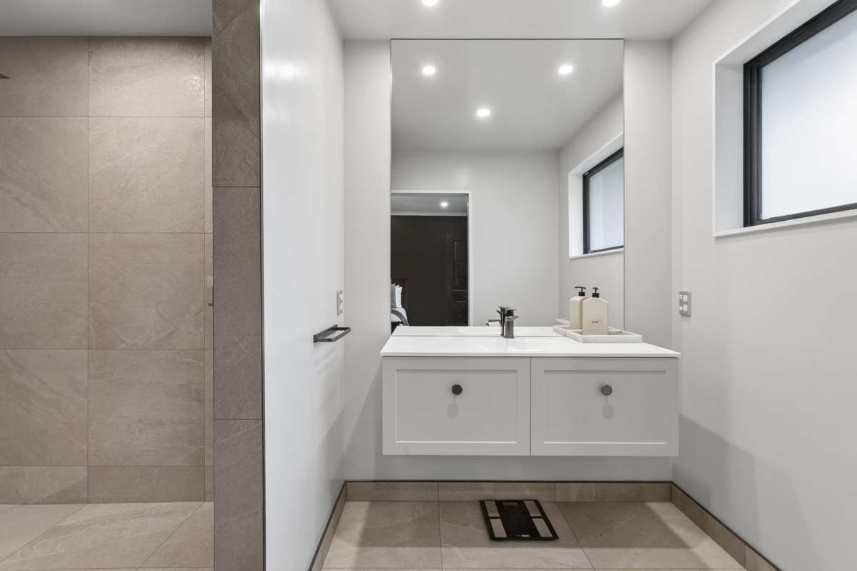 5 Aratia Way_4