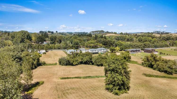 638 Kahikatea Flat Road Waitoki_14