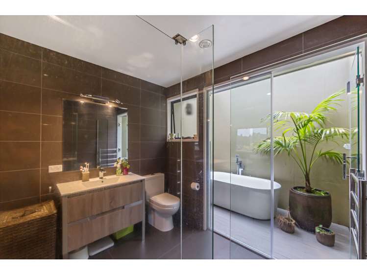 1/86 Braemar Road Castor Bay_19