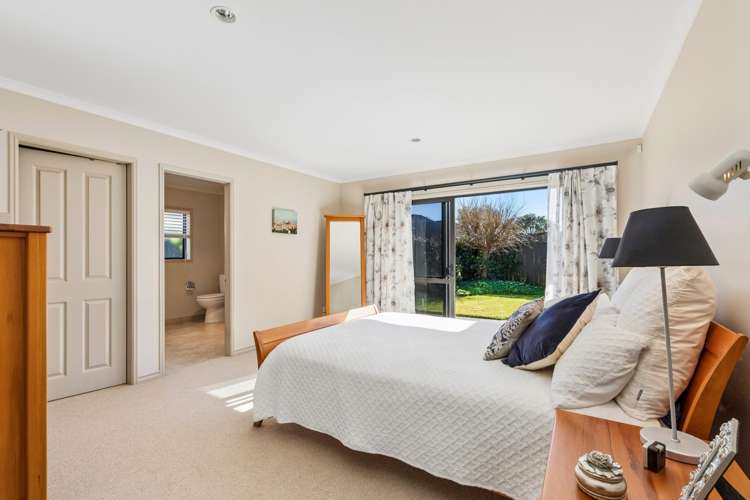 8 Piritaka Mews Papamoa_10