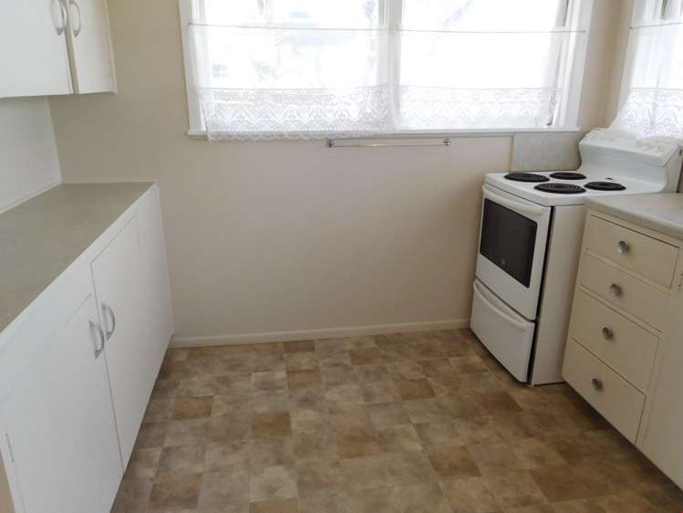 1/56 Taharoto Road Takapuna_9