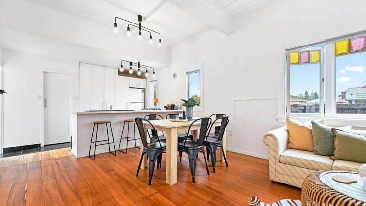 77 Naylor Street Hamilton East_1