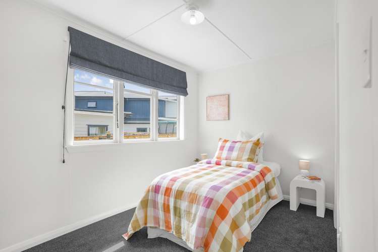 1/3 Huia Grove Elderslea_8