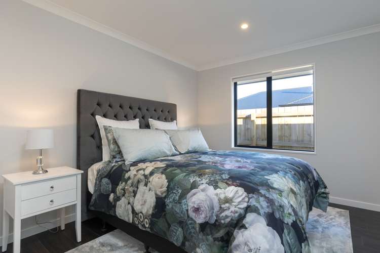 3 Caproni Road Burleigh_20