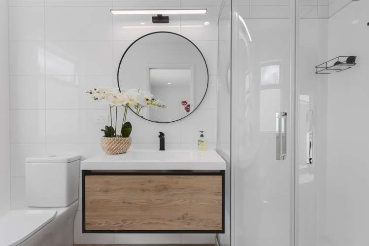 82 Meeanee Quay Westshore_7