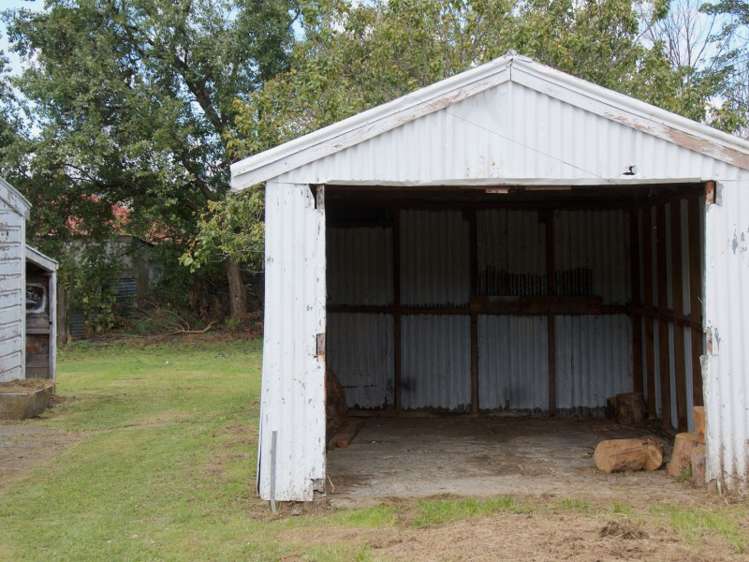 59 Moa Street Taihape and Surrounds_16