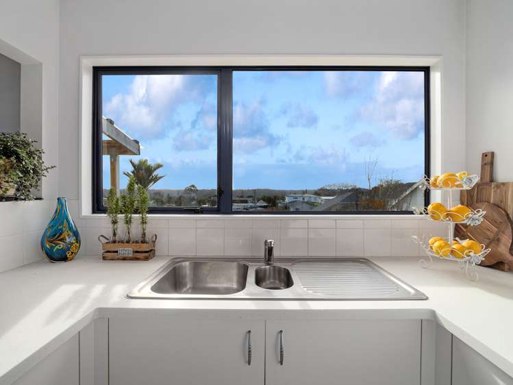 3/100 Birkdale Road Birkdale_6