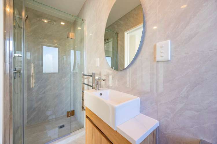 3/21 Peachgrove Road Te Atatu Peninsula_12