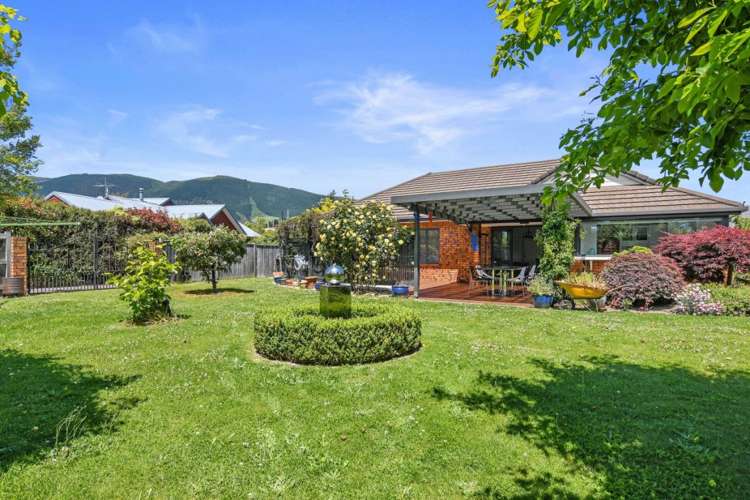 11 Ardilea Avenue Stoke_2