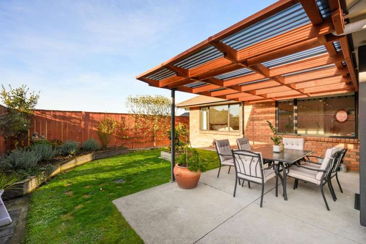 13 Lorenzo Place Kelvin Grove_12