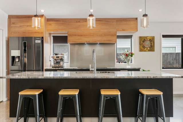 13 Eric Farley Drive Kumeu_2