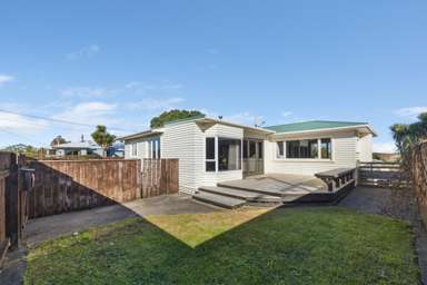 15 York Crescent_1