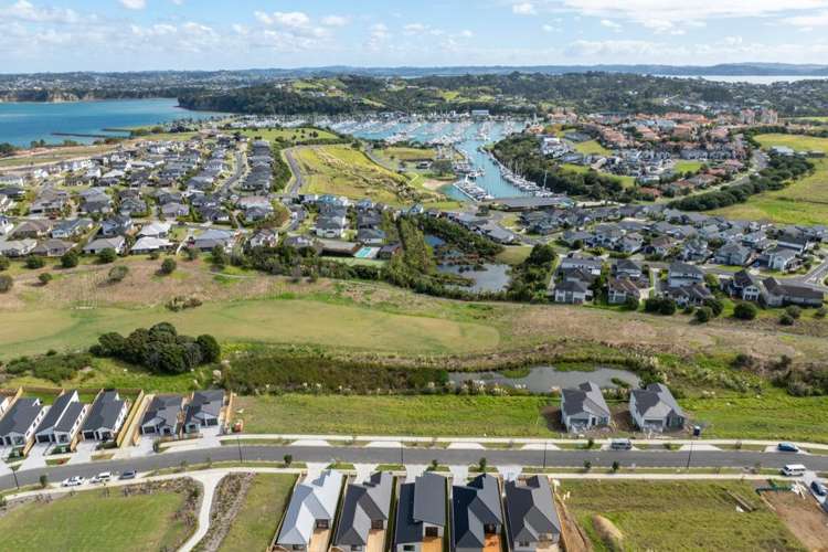 36 Whakairo Crescent Gulf Harbour_28