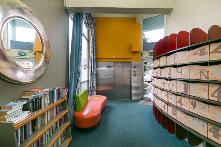 2a/51 Webb Street Mount Cook_10