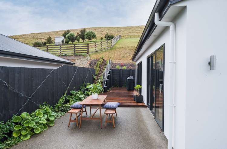 24 Genia Drive Wakefield_17