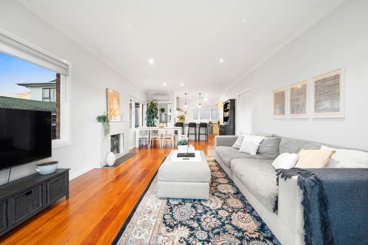 20 Bradbury Road Botany Downs_20