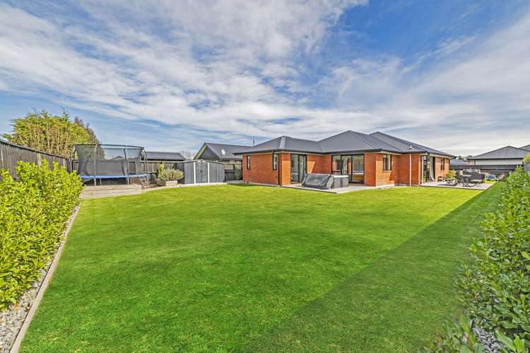 15 Cedric Place Darfield_32