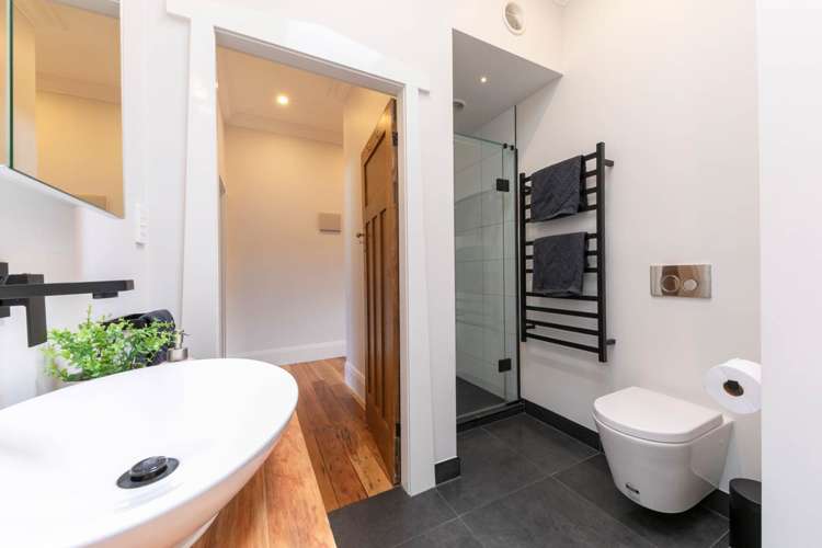 1/114 Titirangi Road New Lynn_13