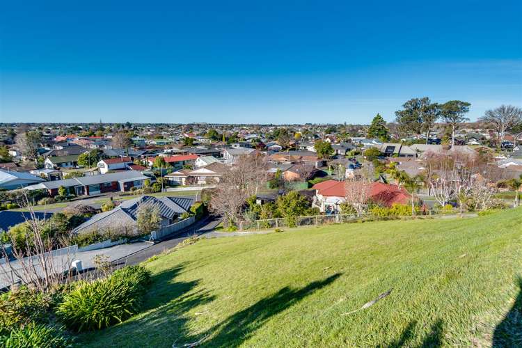 69 Hetley Crescent Taradale_3