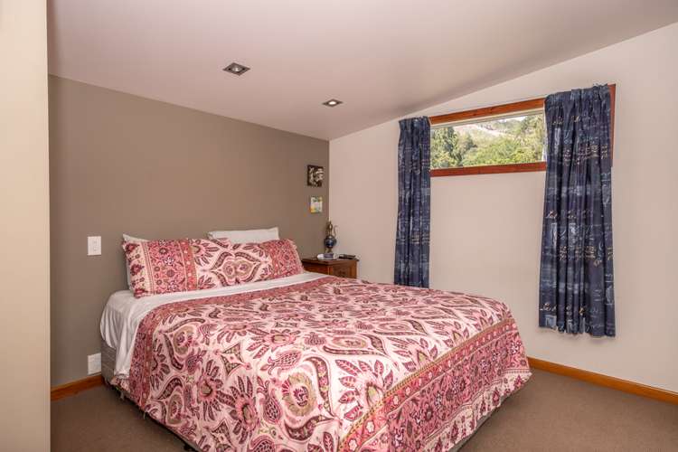 55 Broadway Reefton_13