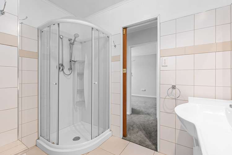 40 Somerset Crescent Highbury_15