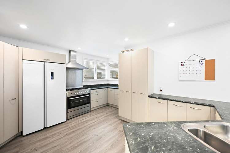 83 Bryant Road_4