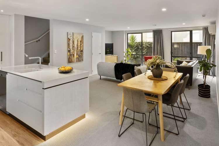 11 Rochdale Way Stoke_5