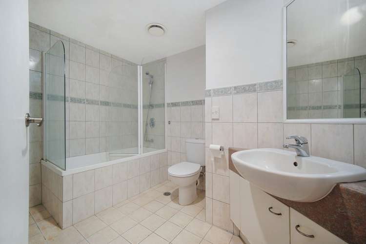 5/8 Basque Road Eden Terrace_19