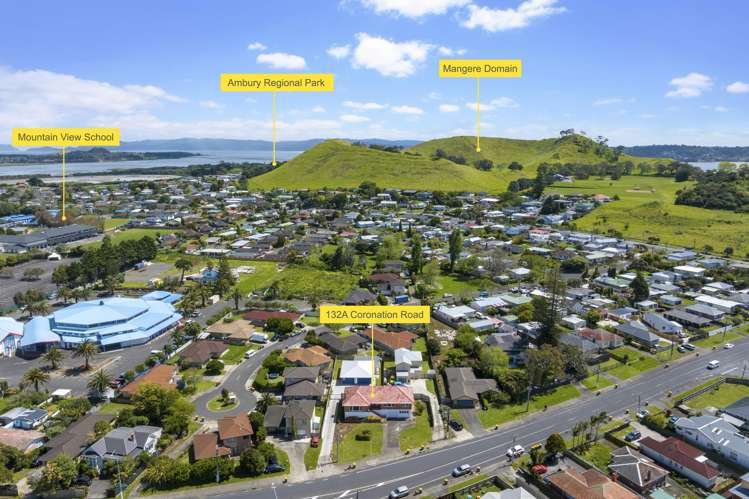 132a Coronation Road Mangere Bridge_22
