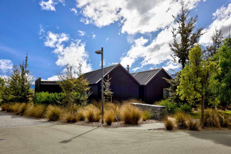 2 Fife Court Jacks Point_14