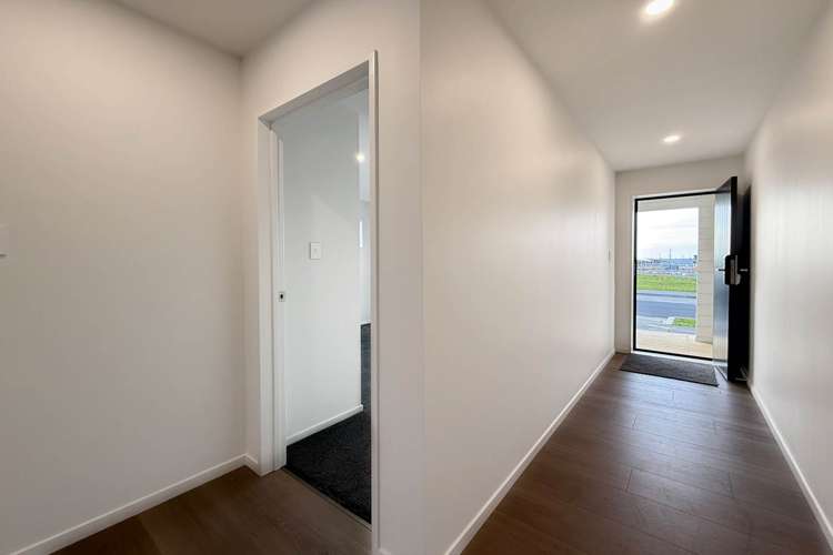 9,11,13 Awhi Way Karaka_10