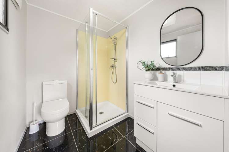 2/4 Brian Avenue Forrest Hill_18