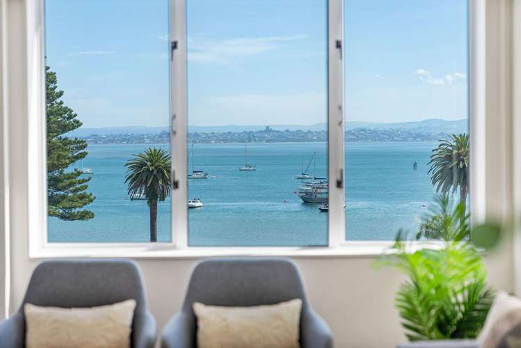 27/12 Maunganui Road_1