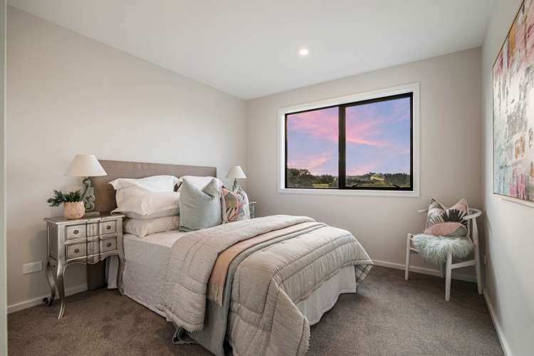 101 Skulander Crescent Millwater_32