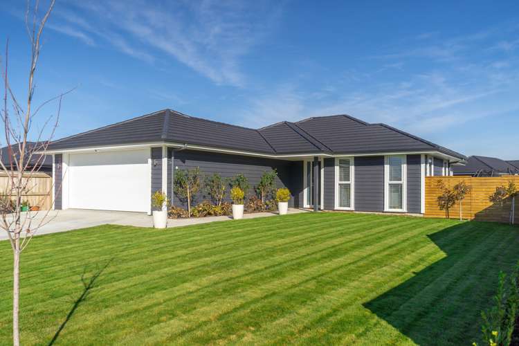 5 Maple Grove Solway_0