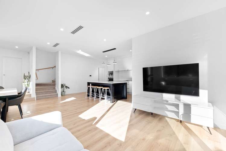 5C Woodhouse Place West Harbour_13