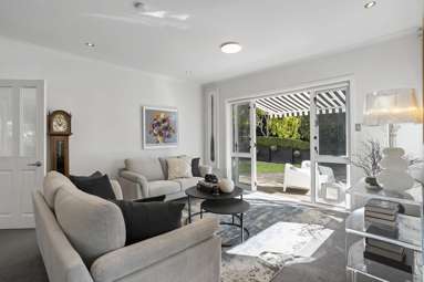 52 Codrington Crescent_4