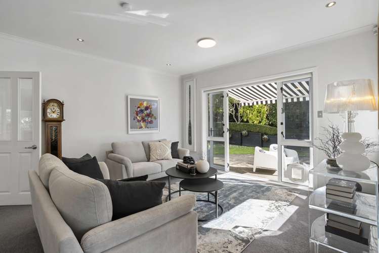 52 Codrington Crescent_5
