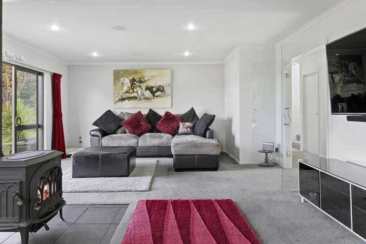 4/864 Whangamata Road Kinloch_9