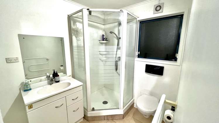 89 Saddleback Rise Murrays Bay_7