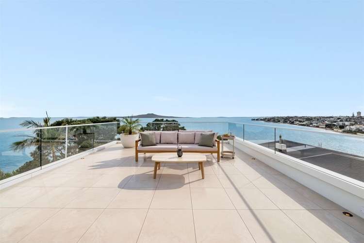 23D Beach Road Castor Bay_39