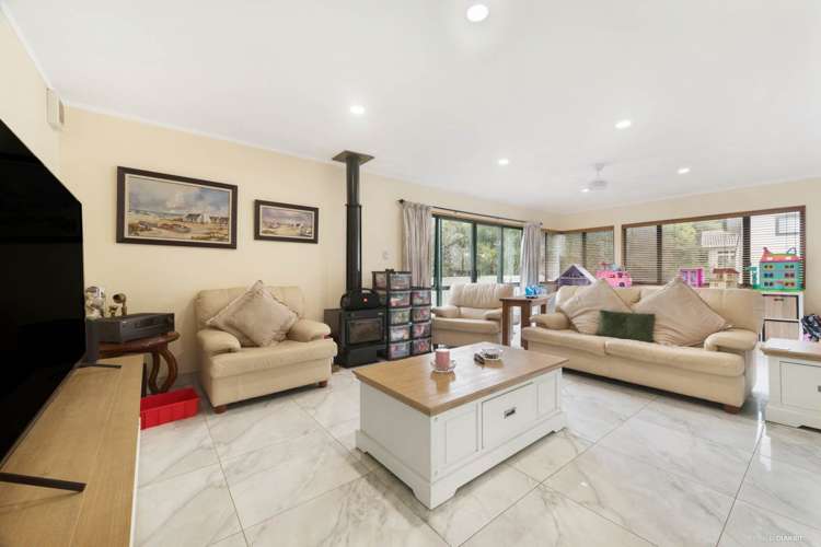 2/6 Wilkinson Way Browns Bay_4