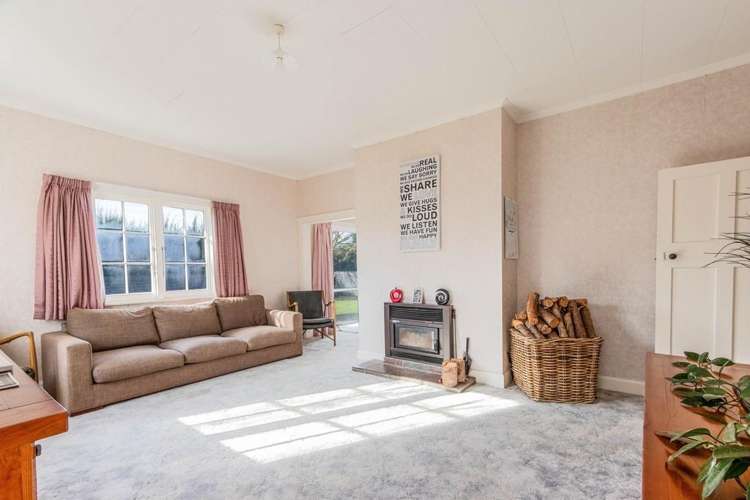 2a Riverbank Road_4