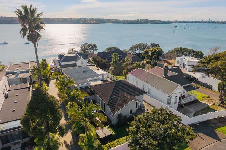 11 Marine Parade Herne Bay_9