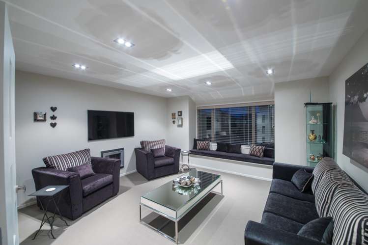 2 Grand Oaks Drive Awapuni_11