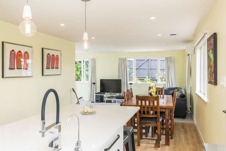 30 Forest Hill Road Henderson_22