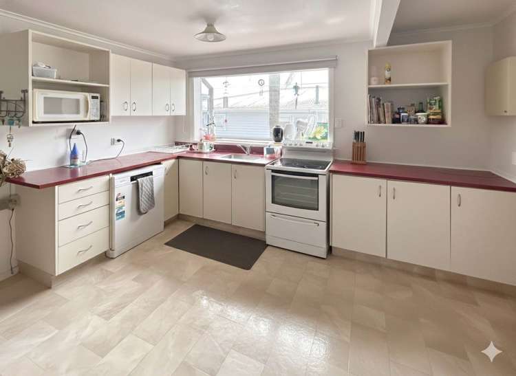 25 McIntyre Road Mangere Bridge_6