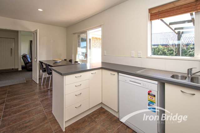 112 Bayswater Crescent Bromley_2