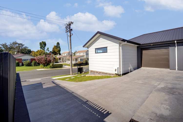 4/10 Michael Avenue Dinsdale_9